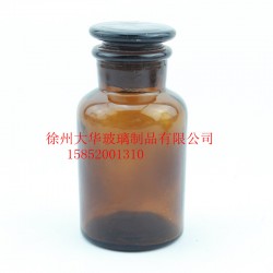 試劑瓶，酒精燈，集氣瓶