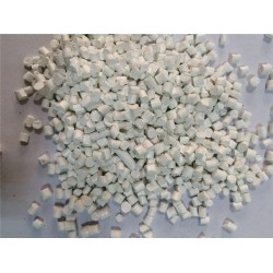 買質(zhì)量硬的注塑填充母料，華星超微礦粉是您優(yōu)先的選擇  ：色母料