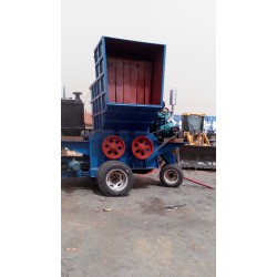 江西專業(yè)的大型樹(shù)根機(jī)供應(yīng)商-鄒平連心機(jī)械_山東鄒平連心機(jī)械專業(yè)供應(yīng)