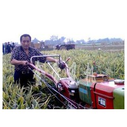 為您推*超實(shí)惠的收割機(jī)，收割機(jī)配件批發(fā)