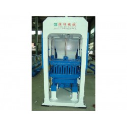 質(zhì)量好的半自動(dòng)砌塊成型機(jī)XH03-25價(jià)格怎么樣，砌塊成型機(jī)廠家
