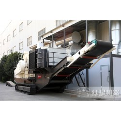 能開進(jìn)現(xiàn)場的移動破碎機(jī),破碎方便價格不貴