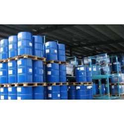 異氟爾酮國(guó)標(biāo)99%以上 190kg/桶無(wú)色低揮發(fā)性液體